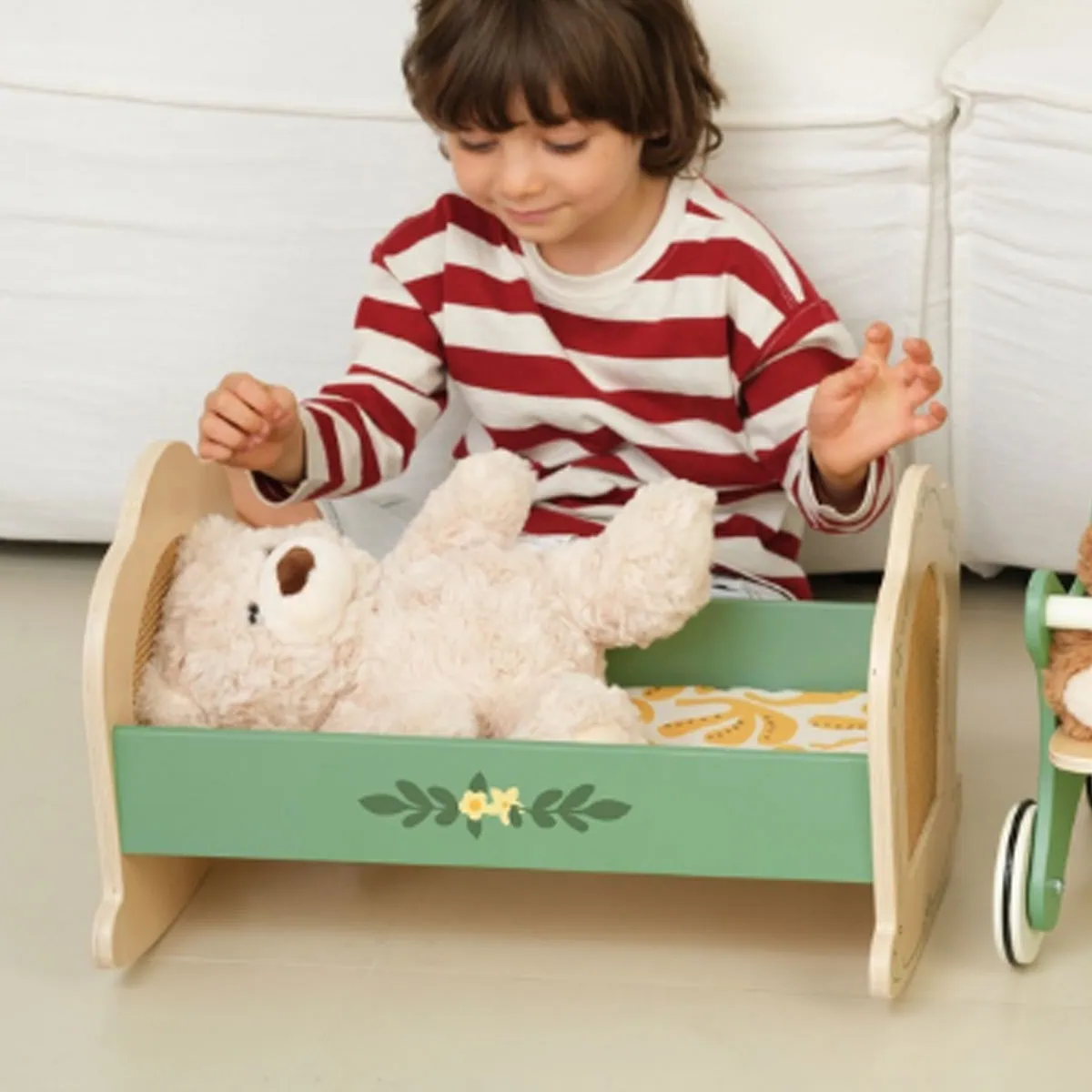 עריסת עץ וינטאג' לבובה פוקסמיינד FoxMind 4 | להיט צעצועים